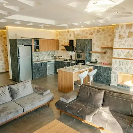 Toprak Villa *
